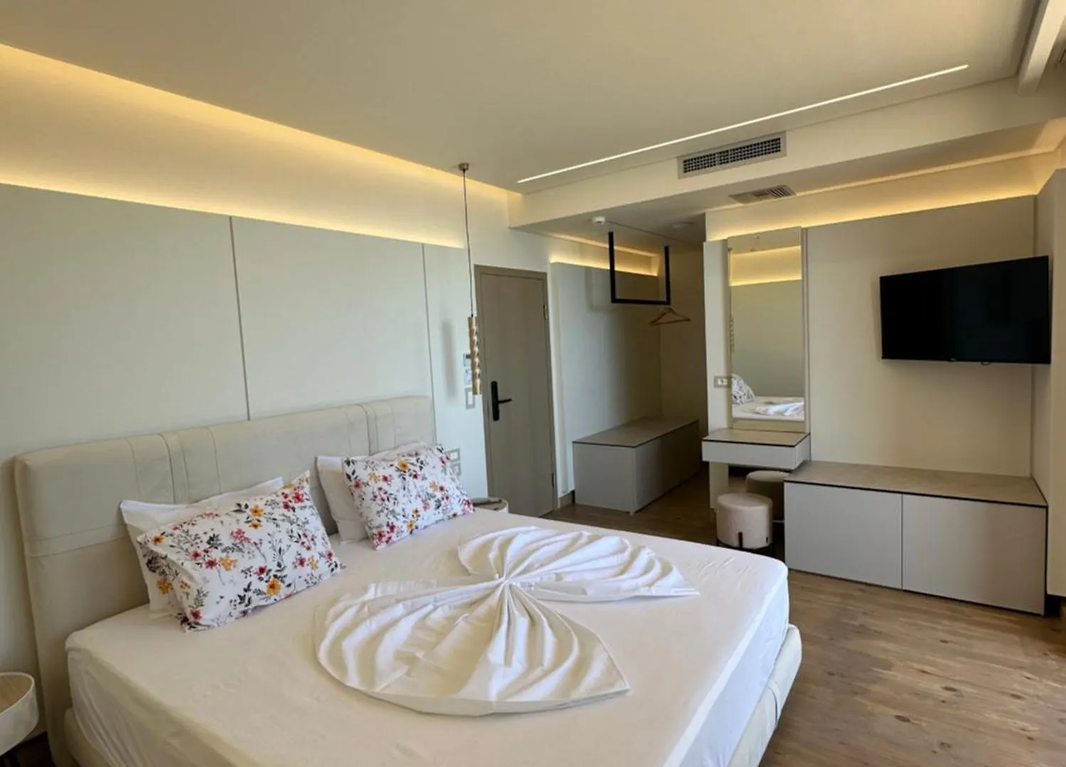 Manolo & Jolie Luxury Villa Himare Hotel