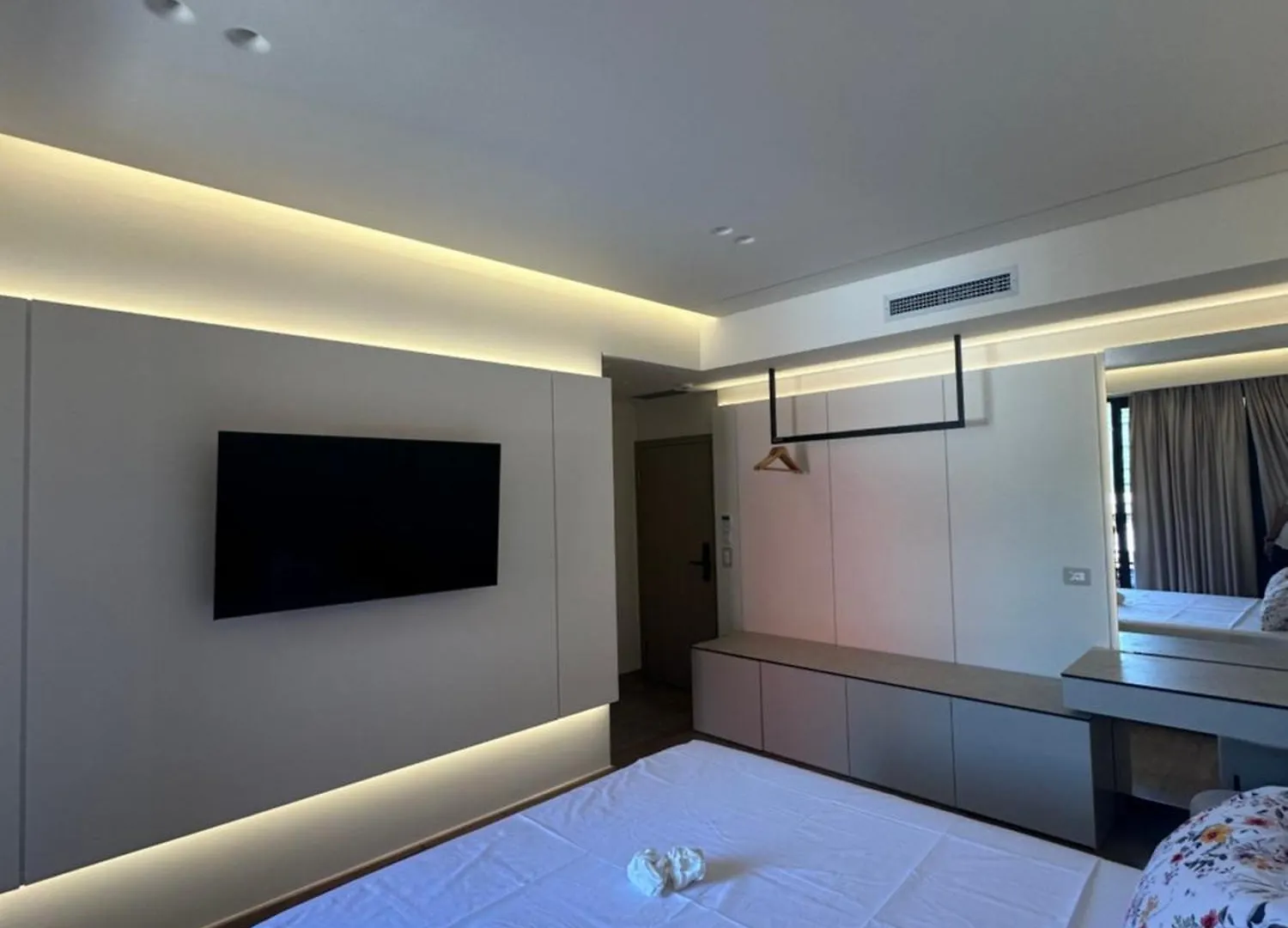*** Hotel Manolo & Jolie Luxury Villa Himare Albania